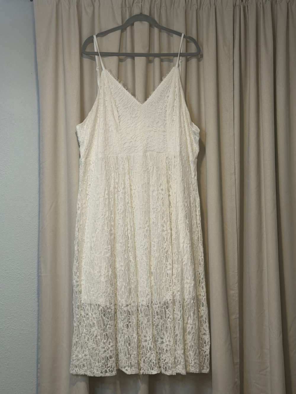 Rebdolls Cream Lace Strapless-Style Slip Dress